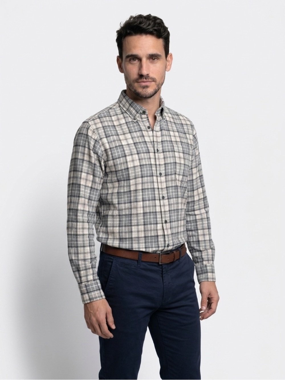 St. John's Bay Shirt Men's M Gray White Plaid Classic Fit Button-Down - Picture 2 of 9